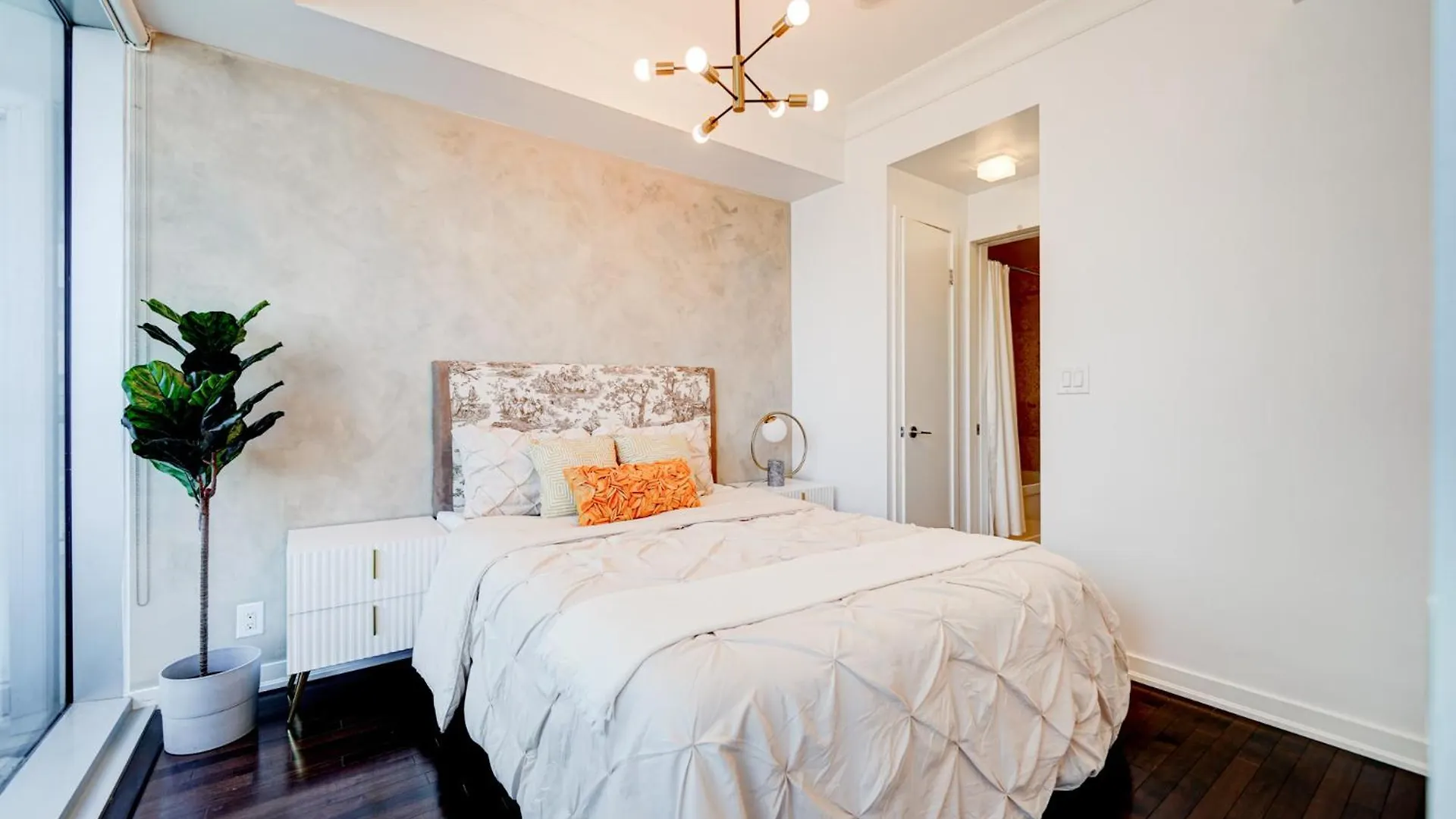 Apartamento Skytree Modern Suites Toronto