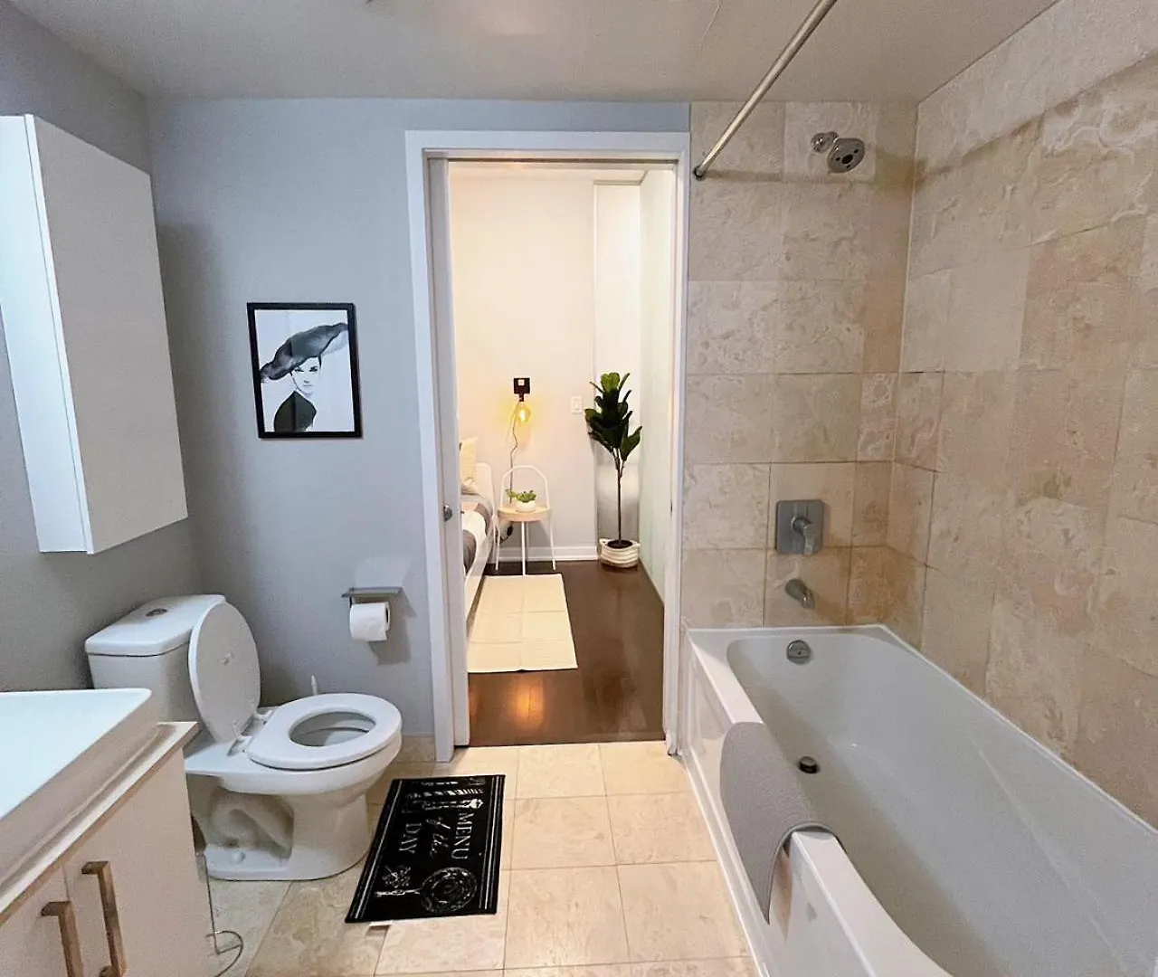 Apartament Skytree Modern Suites Toronto