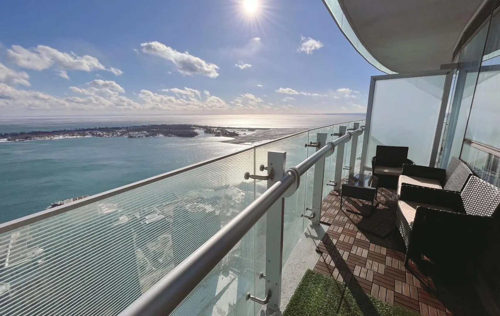 Skytree Modern Suites 多伦多 公寓