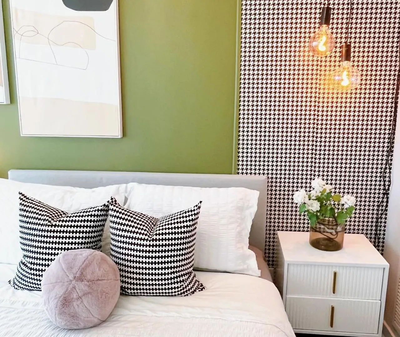 טורונטו Skytree Modern Suites
